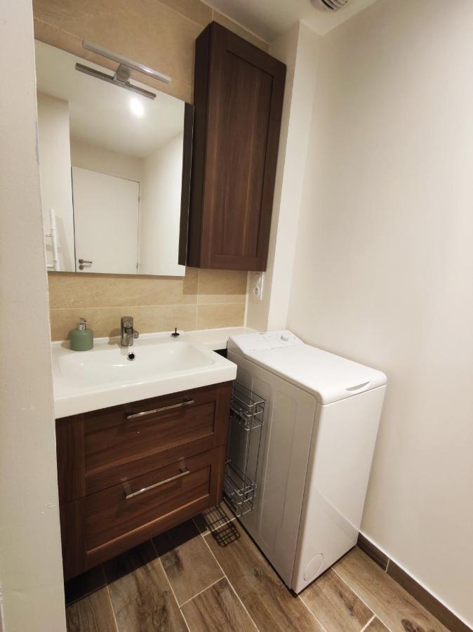 Lenie Appartement Reposant Lanester Eksteriør bilde